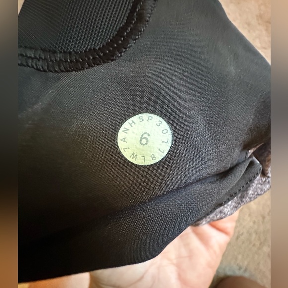 Lululemon Spring Break Away Short *4-way Stretch 3" - Picture 8 of 8